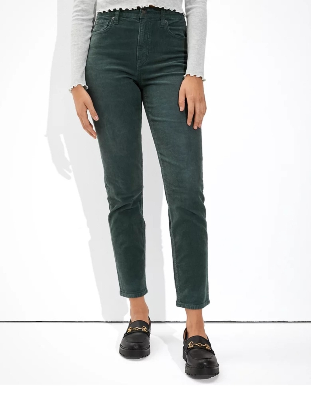American Eagle High-Waisted Green Corduroy Women’s Mom Jeans Size 8